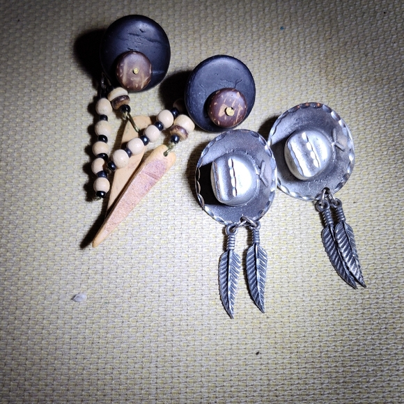 Jewelry - Bohemian Tribal Wood And Composite Earrings, Silver Cowgirl Hat W Dangle Feather